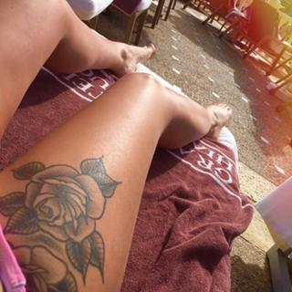 Stephanie Davis feet photo thumbnail