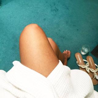 Stephanie Davis feet photo thumbnail