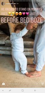 Stephanie Davis feet photo thumbnail