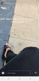 Stephanie Davis feet photo thumbnail