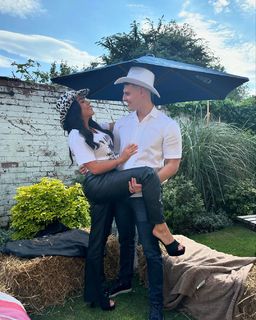 Stephanie Davis feet photo thumbnail