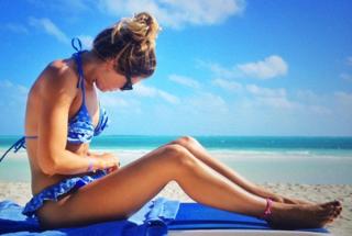 Stephanie Demner feet photo 2