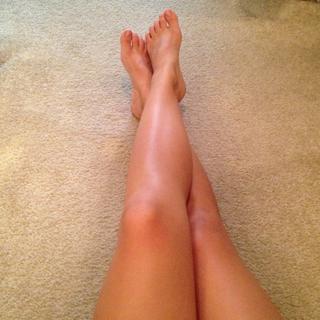 Stephanie Gerard feet photo 2