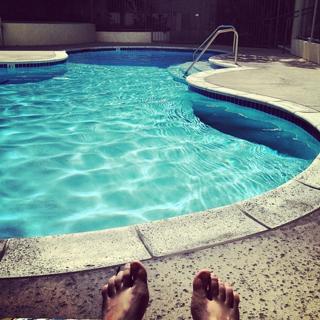 Stephanie Gerard feet photo 7