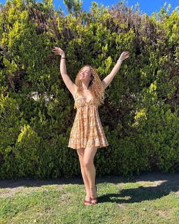 Stephanie Gerard feet photo 1