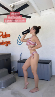 Stephanie Gerard feet photo 18