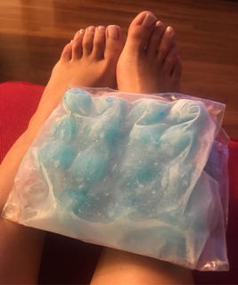 Stephanie Himonidis feet photo 2