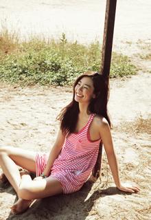 Stephanie Lee feet photo 11
