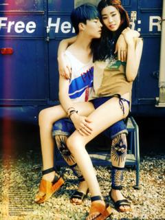 Stephanie Lee feet photo 9