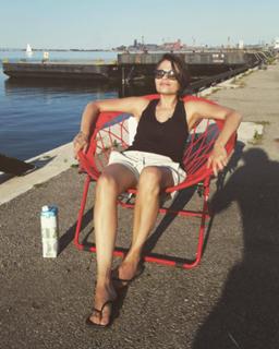 Stephanie Leonidas feet photo 3