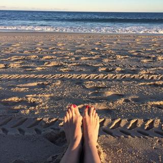 Stephanie March feet photo thumbnail