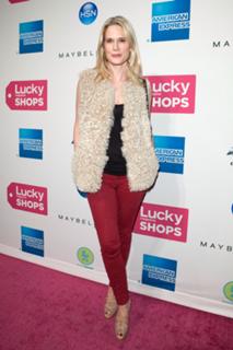 Stephanie March feet photo thumbnail