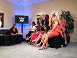 Stephanie McMahon feet photo thumbnail