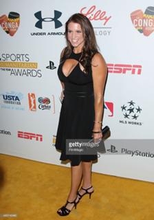 Stephanie McMahon feet photo thumbnail