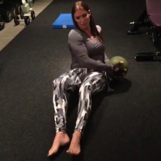 Stephanie McMahon feet photo thumbnail