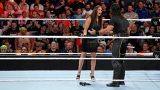 Stephanie McMahon feet photo thumbnail