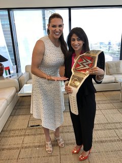 Stephanie McMahon feet photo thumbnail