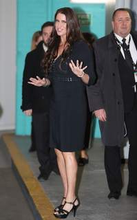 Stephanie McMahon feet photo thumbnail