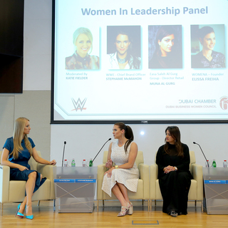 Stephanie McMahon feet photo thumbnail