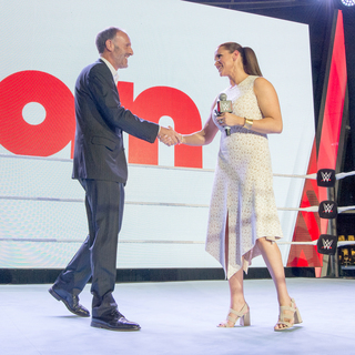 Stephanie McMahon feet photo thumbnail