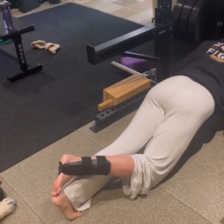 Stephanie McMahon feet photo thumbnail