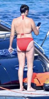 Stephanie McMahon feet photo thumbnail