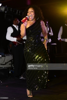 Stephanie Mills feet photo 17