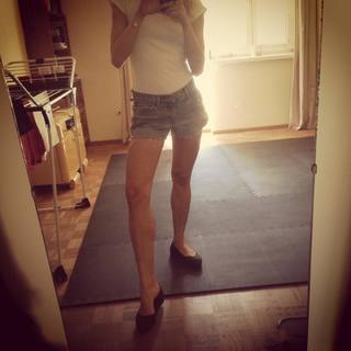 Stephanie Nur feet photo 2