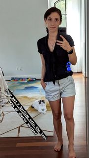 Stephanie Patrick feet photo 4