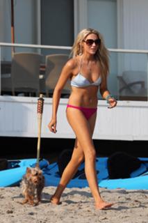 Stephanie Pratt feet photo thumbnail