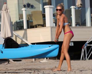 Stephanie Pratt feet photo thumbnail