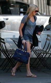 Stephanie Pratt feet photo thumbnail