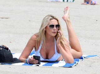 Stephanie Pratt feet photo thumbnail