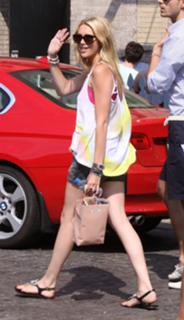 Stephanie Pratt feet photo thumbnail