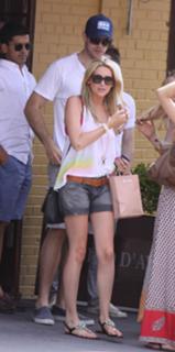 Stephanie Pratt feet photo thumbnail