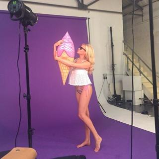 Stephanie Pratt feet photo thumbnail