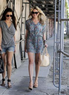 Stephanie Pratt feet photo thumbnail