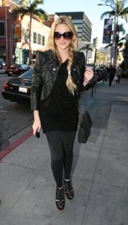 Stephanie Pratt feet photo thumbnail