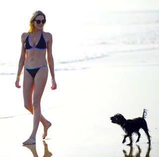 Stephanie Pratt feet photo thumbnail