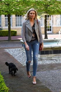 Stephanie Pratt feet photo thumbnail