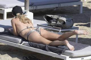 Stephanie Pratt feet photo thumbnail