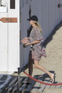 Stephanie Pratt feet photo thumbnail