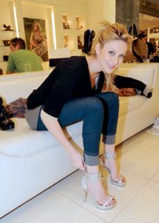 Stephanie Pratt feet photo thumbnail