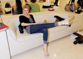 Stephanie Pratt feet photo thumbnail