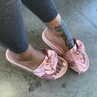 Stephanie Rao feet photo 10