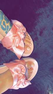 Stephanie Rao feet photo 5