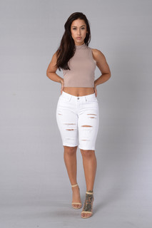 Stephanie Rao feet photo 11