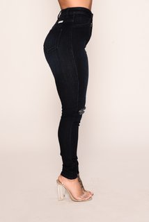 Stephanie Rao feet photo 6