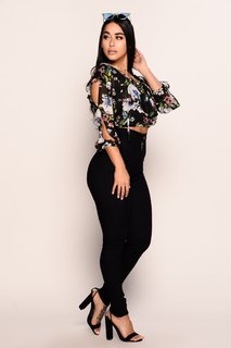 Stephanie Rao feet photo 10