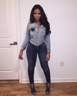 Stephanie Santiago feet photo 14